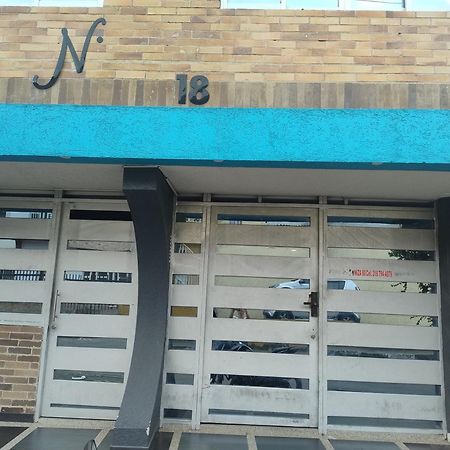ホテル Edificio Niza80 Ibague, Acceso Digital Cerca Parque Deportivo エクステリア 写真