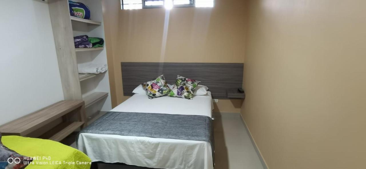 ホテル Edificio Niza80 Ibague, Acceso Digital Cerca Parque Deportivo エクステリア 写真