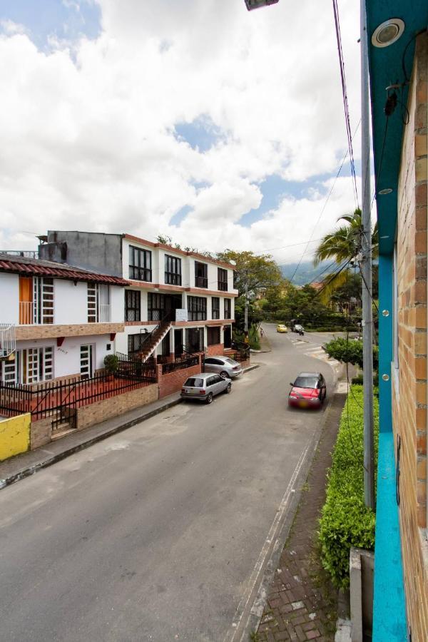 ホテル Edificio Niza80 Ibague, Acceso Digital Cerca Parque Deportivo エクステリア 写真